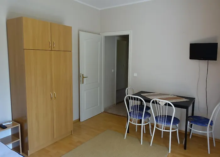 Pelso アパート シオーフォク